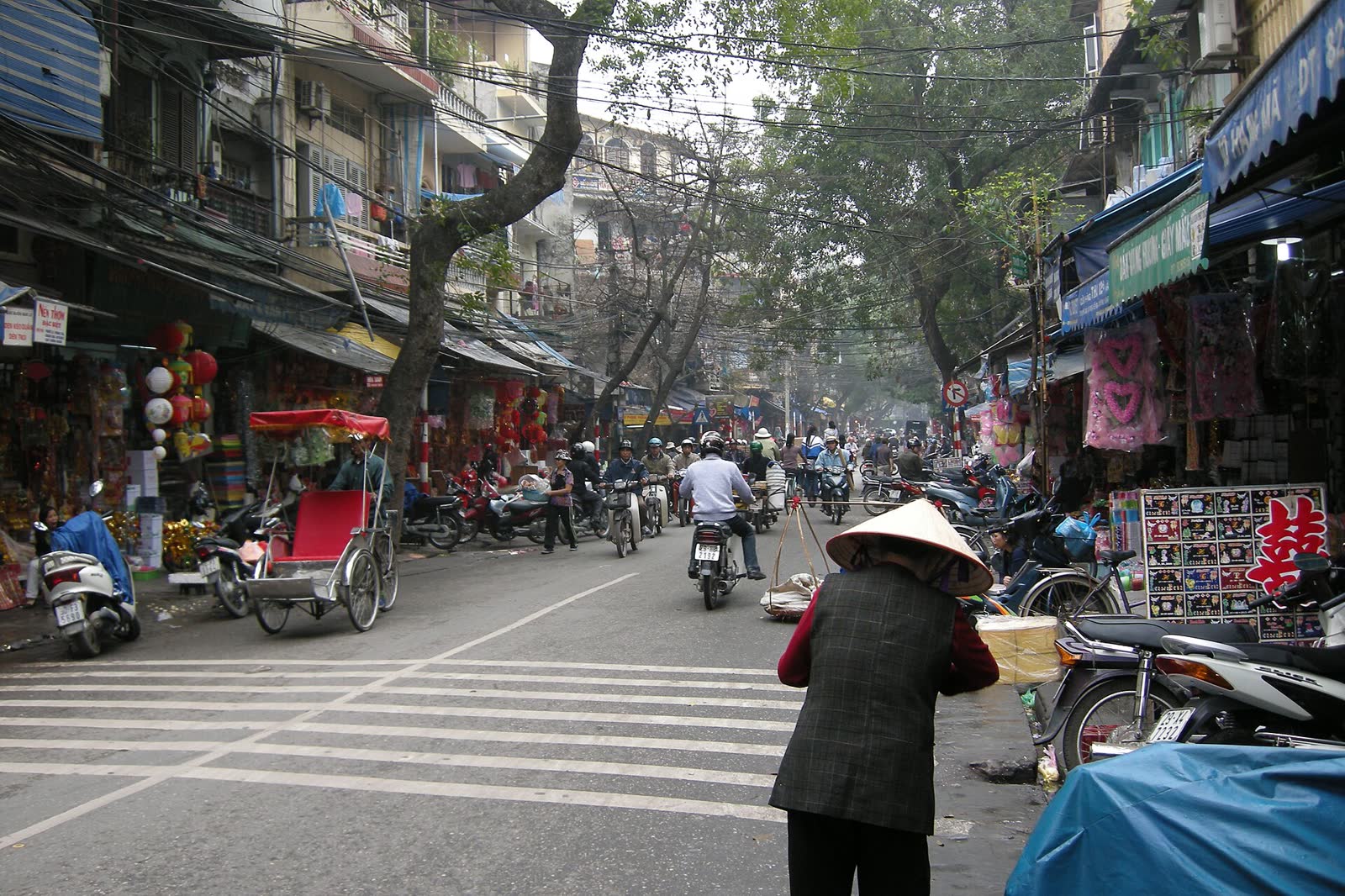 A street in central Hanoi, Vietnam. (File photo)